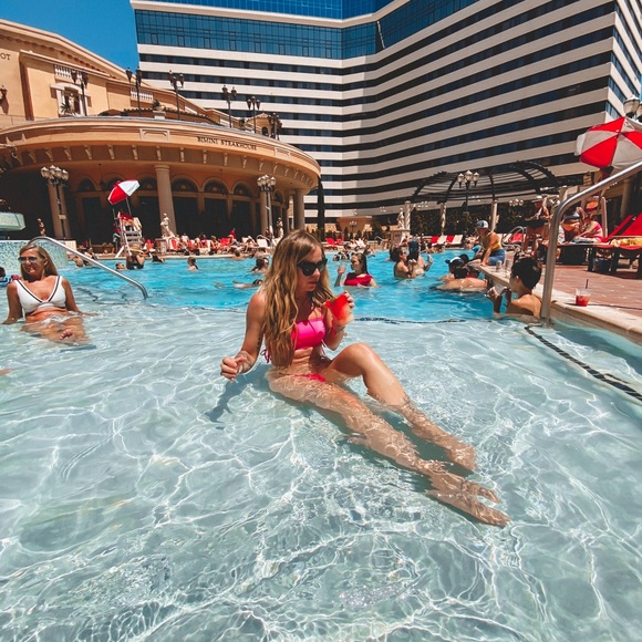 💋 𝔱𝔬𝔭 ʀᴀᴛᴇᴅ 𝔰𝔢𝔩𝔩𝔢𝔯 👋🏽👀 on INSTAGRAM📷 - Picture 10 of 15